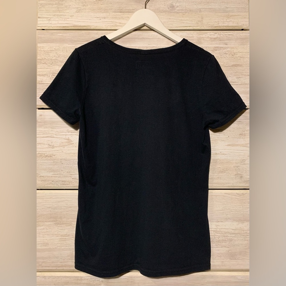 Black Widow Loot Crate Exclusive T-Shirt - Picture 3 of 3
